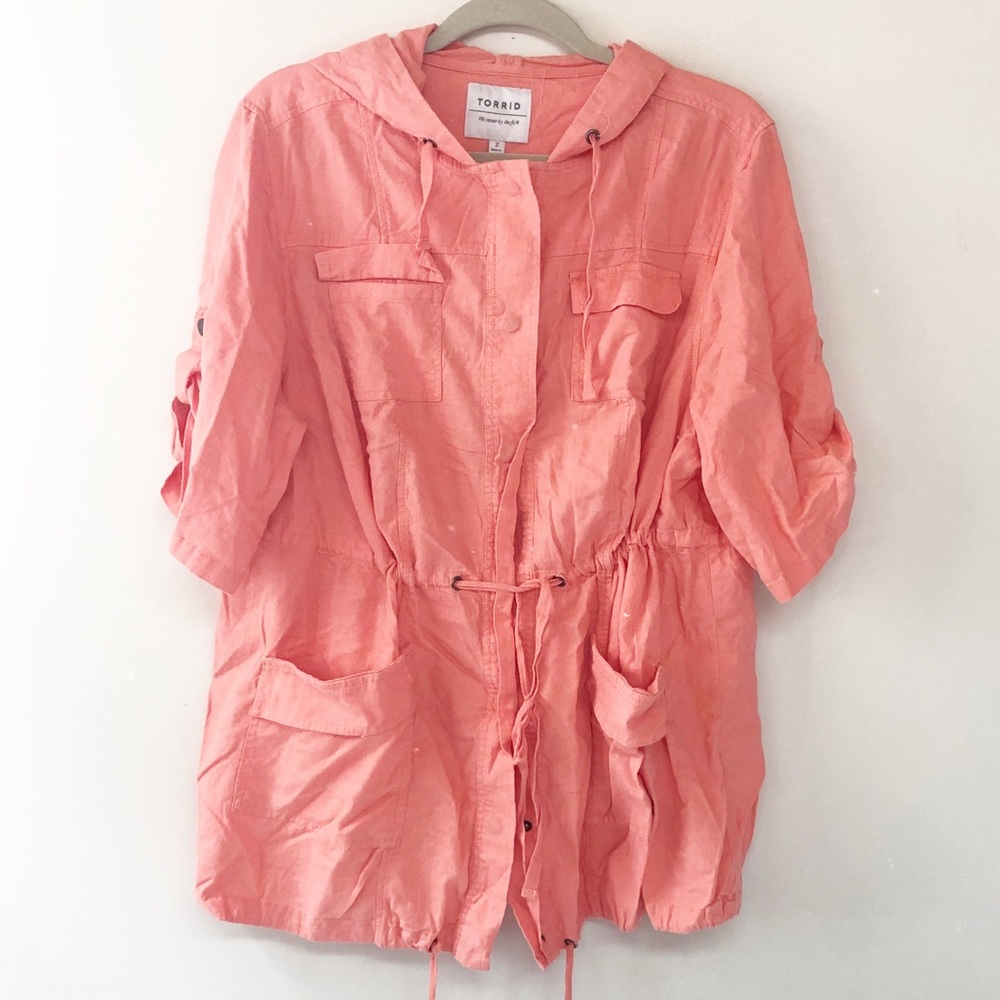 Torrid short sleeve jacket AA108